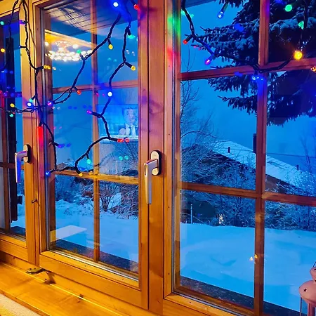 Rustique A La Tzoum' シャレー *