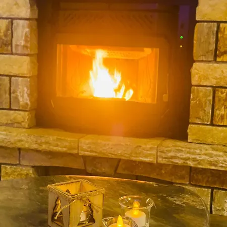 Rustique A La Tzoum'