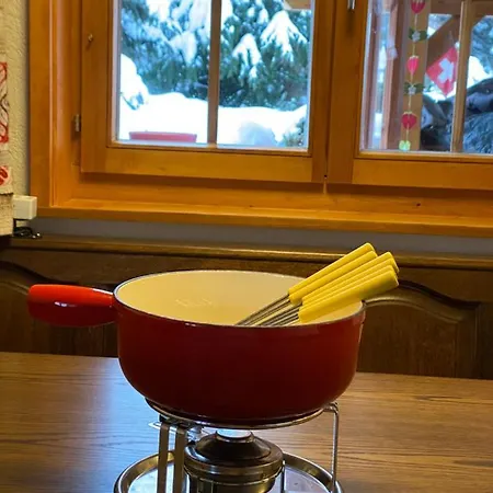 Rustique à La Tzoum' Chalet